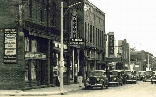 Cedar Theatre - Old Postcard View